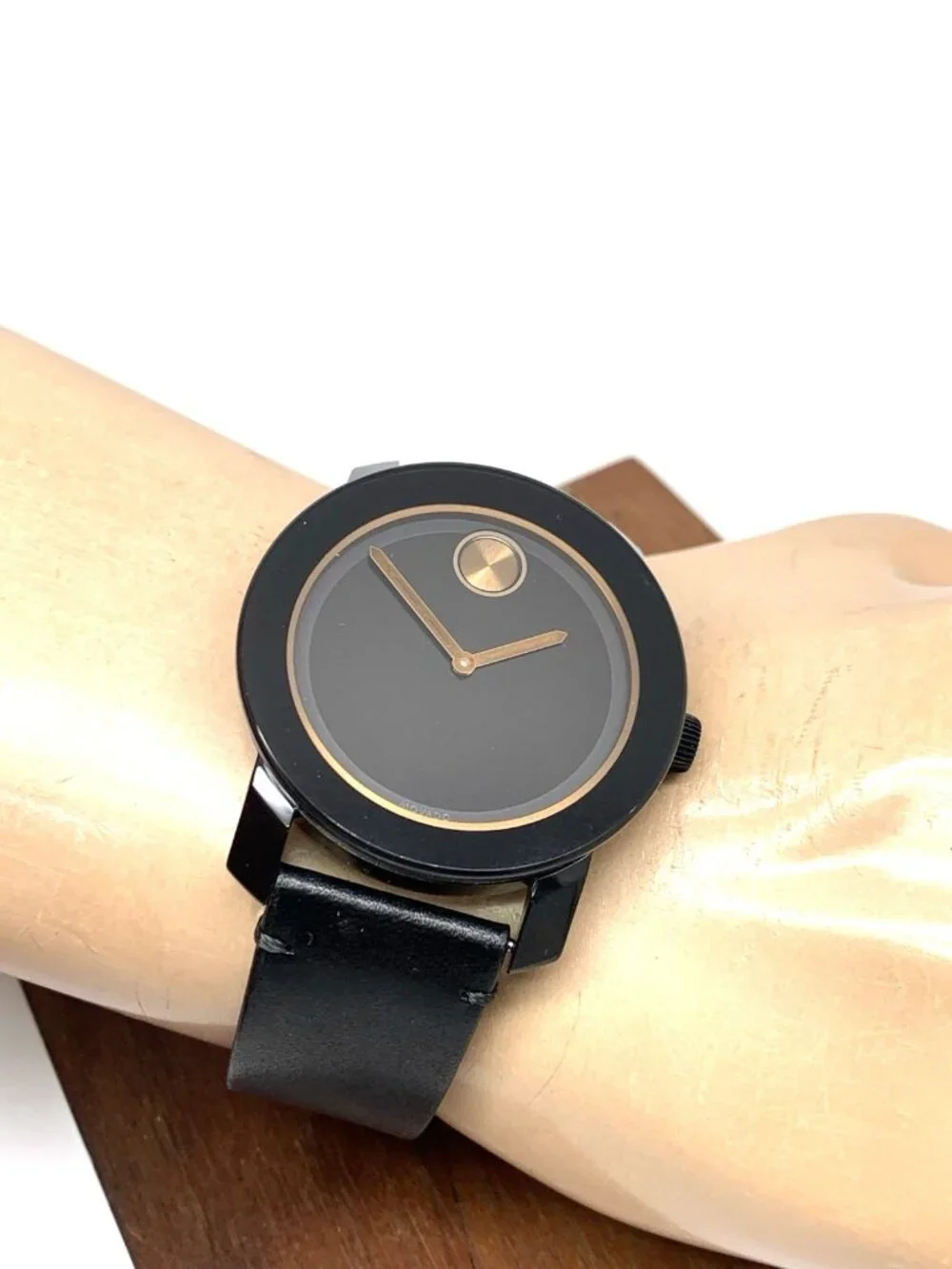 Movado Men's Watch 3600297 Bold Swiss Quartz Black Dial Leather Strap 42mm